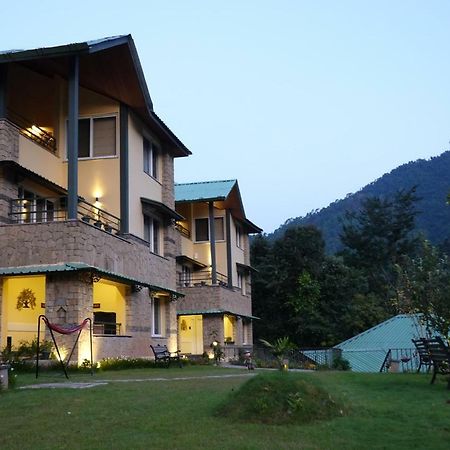 Araiya Palampur Hotel Buitenkant foto