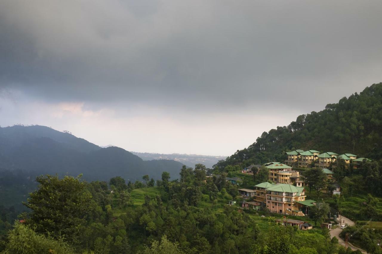 Araiya Palampur Hotel Buitenkant foto