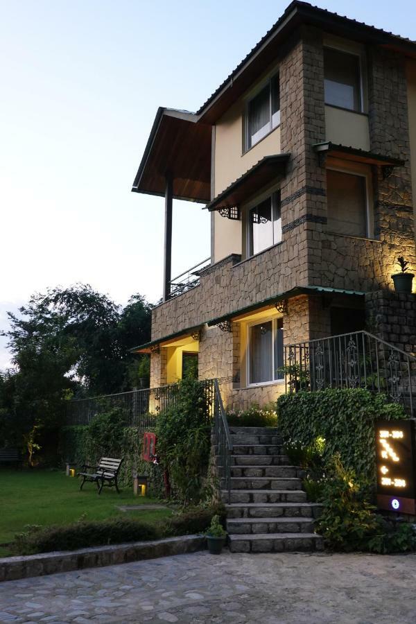 Araiya Palampur Hotel Buitenkant foto